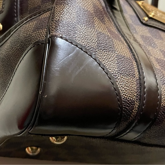 Louis Vuitton Damier Ebene Berkeley Bag - Picture 13 of 16